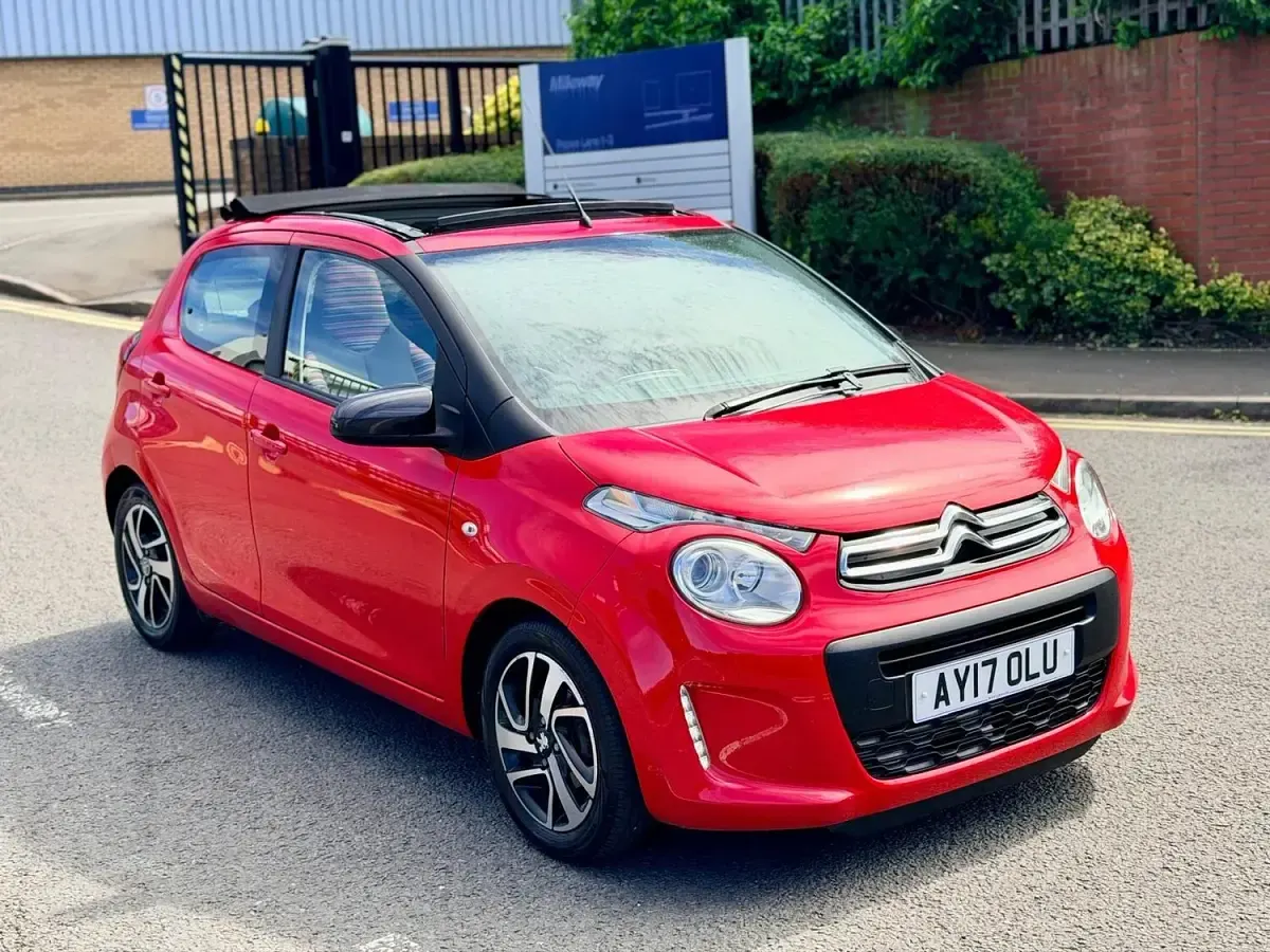 Used Citroën C1 Feel 82 HP (60 kW) 2017 Red Hatchback