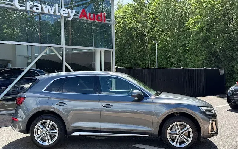Used Audi Q5 S-Line 204 HP (150 kW) 2024 SUV