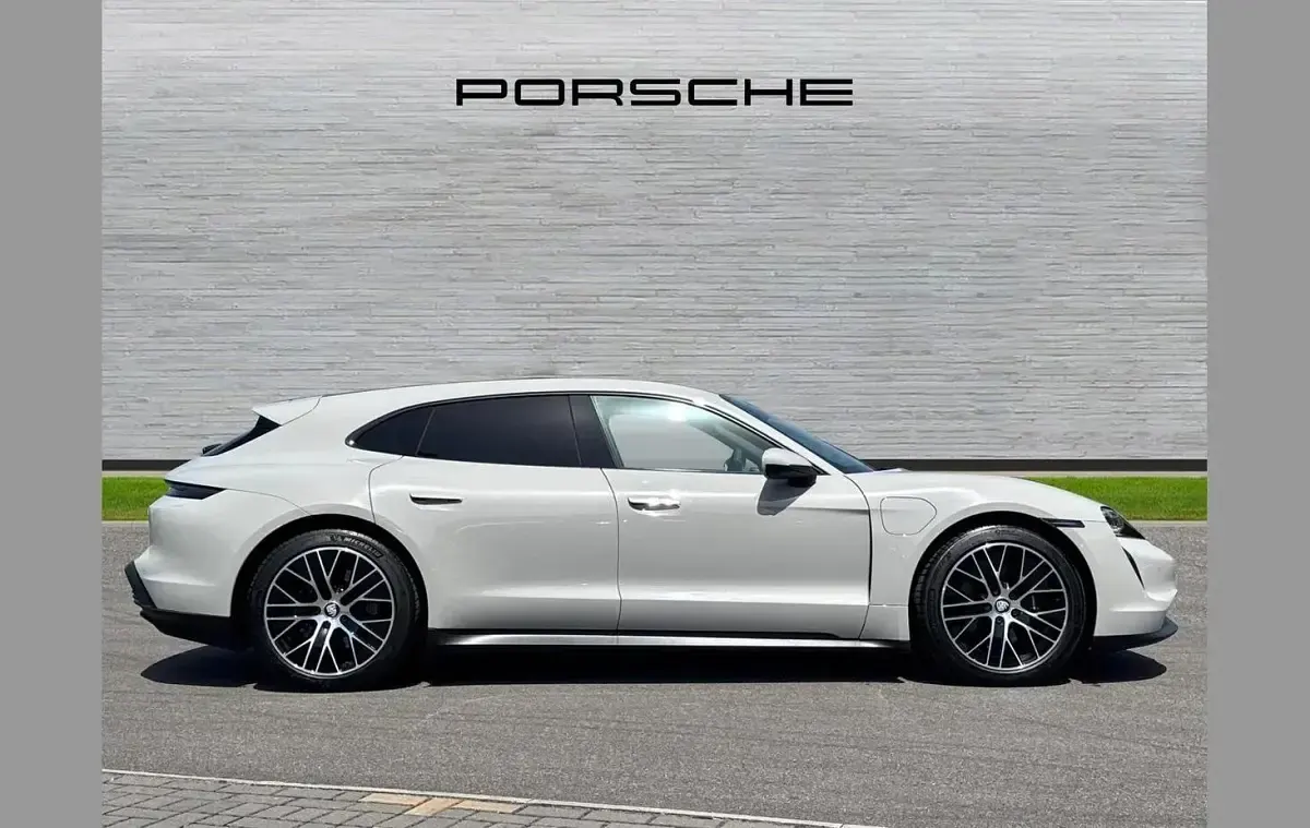 Used Porsche Taycan Performance Package 350 kW (476 HP) 2023 Grey Estate