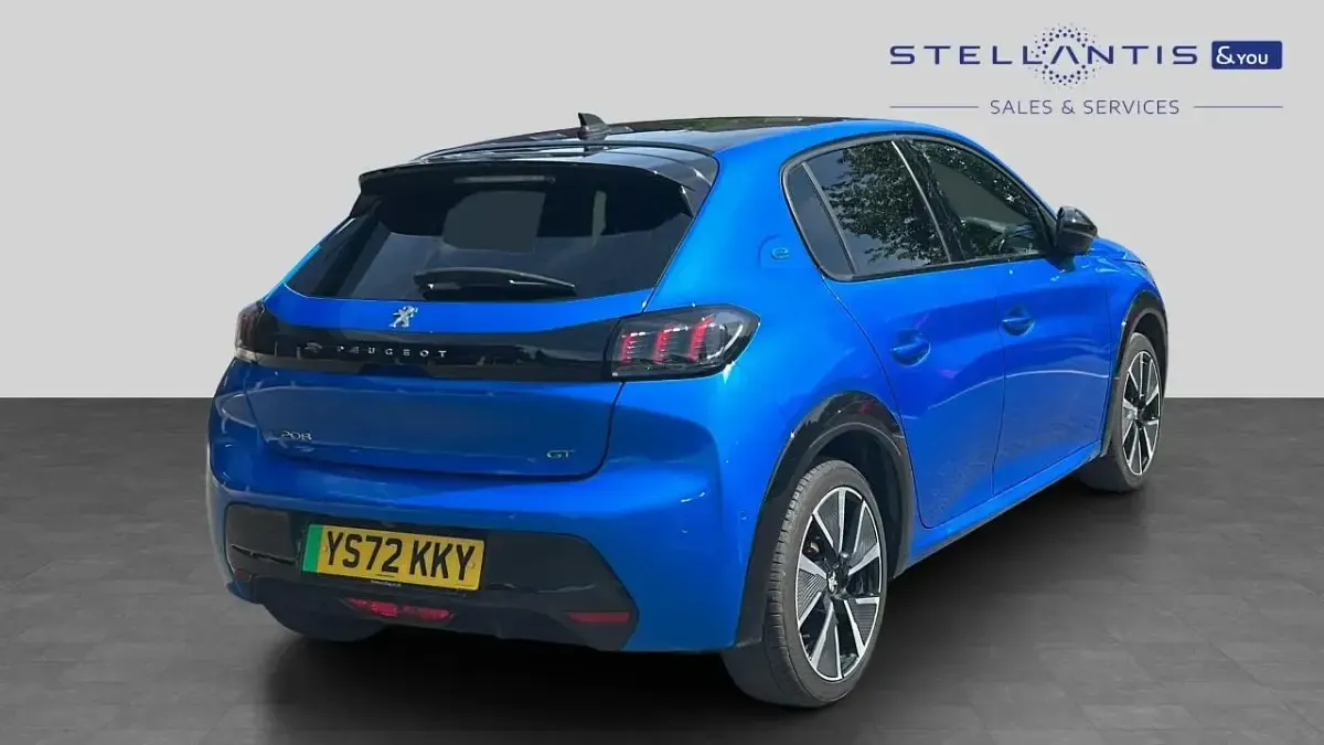 Used Peugeot e-208 Premium 98 kW (134 HP) 2022 Blue Hatchback