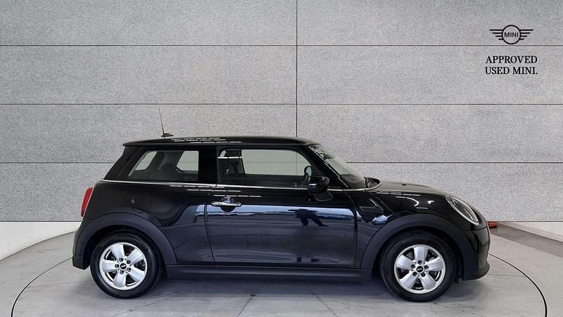 Used Mini Cooper Classic 134 HP (98 kW) 2023 Black Hatchback