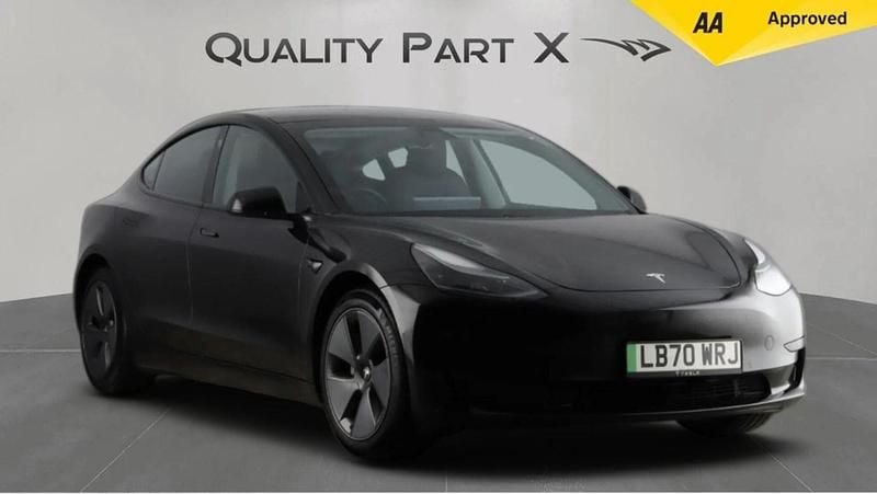 Black Used 2020 Tesla Model 3 Standard Range Sedan | £10,198 (A bit pricey) - Image 1/4