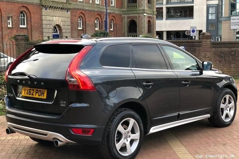 Used Volvo XC60 R-Design 215 HP (158 kW) 2012 Silver SUV