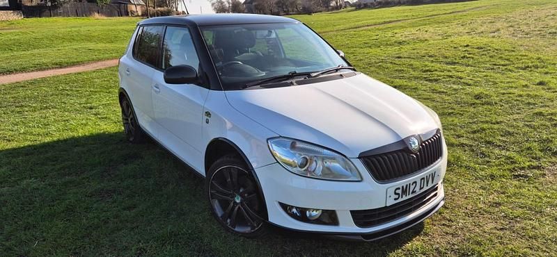 Begagnad Skoda Fabia Monte Carlo 2012 Vit Halvkombi