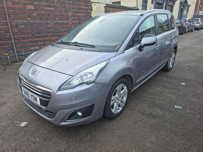Grey Used 2016 Peugeot 5008 Active MPV | £3,995 (Super price) - Image 1/4