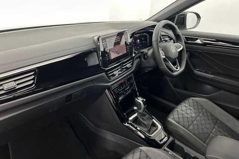 Used VW T-Roc Black Edition 150 HP (110 kW) 2025 Blue SUV