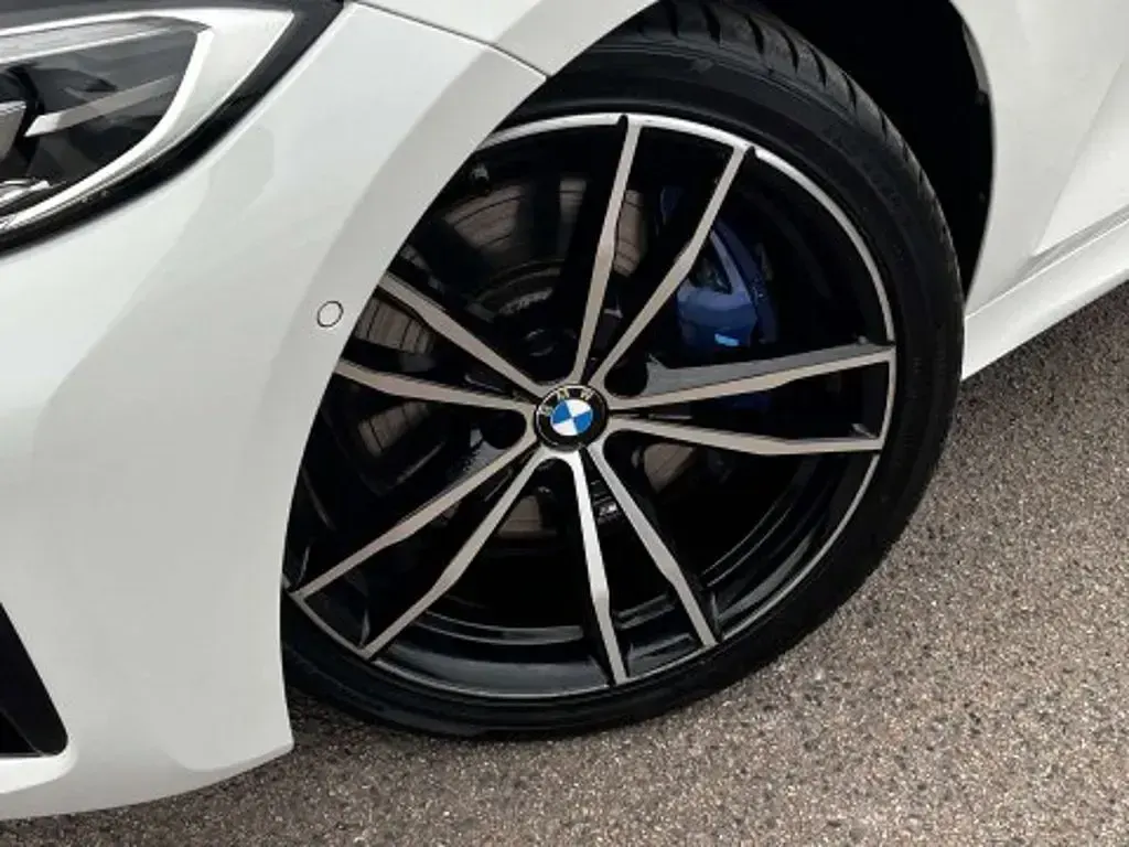 Used BMW 330 M Sport 254 HP (186 kW) 2019 White Sedan
