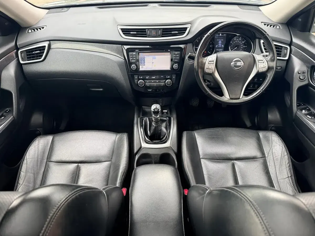 Used Nissan X-Trail Tekna 130 HP (95 kW) 2017 Grey SUV