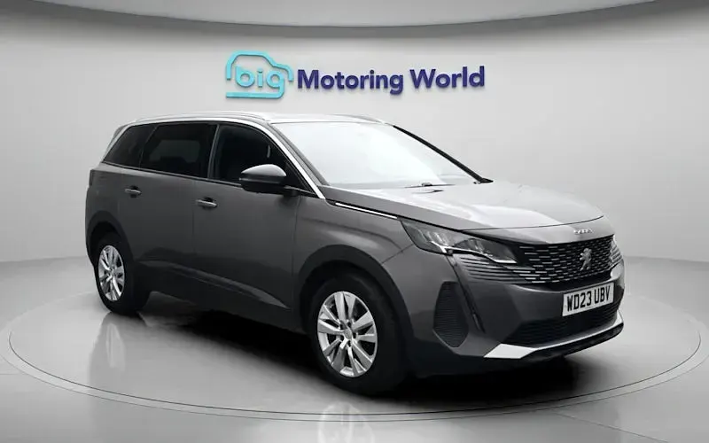 Used Peugeot 5008 Allure+ 131 HP (96 kW) 2023 Grey SUV