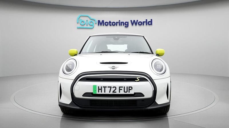 Used Mini Cooper SE Hatch 133 kW (181 HP) 2023 Hatchback