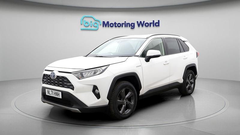 Used Toyota RAV4 Hybrid Design 219 HP (161 kW) 2021 SUV
