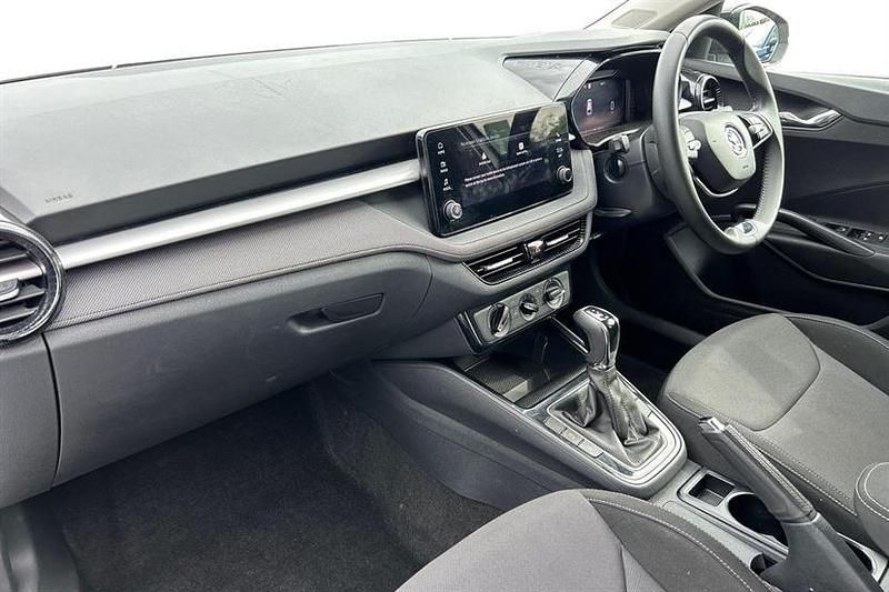 Used Skoda Fabia Colour Edition 116 HP (85 kW) 2024 White Hatchback