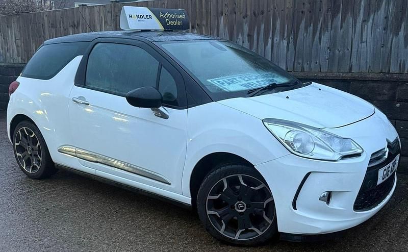 Used Citroën DS3 2013 White Hatchback