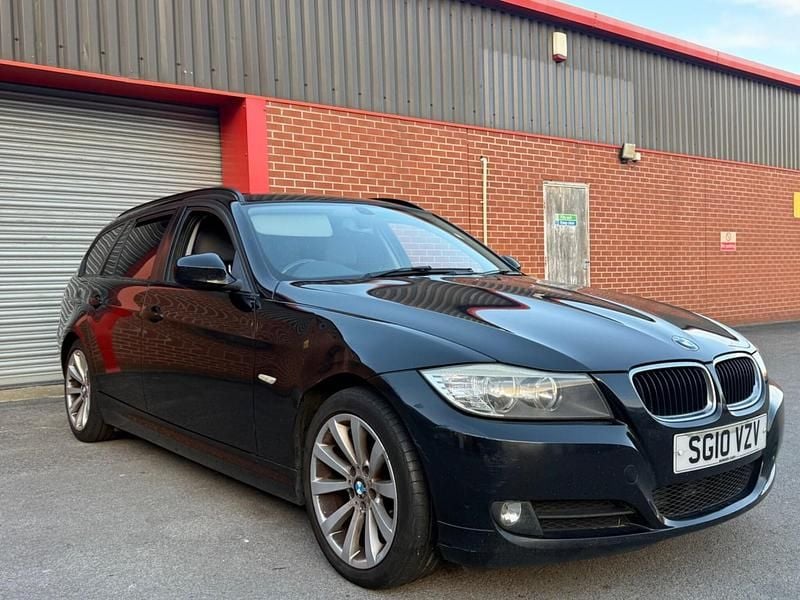 Black Used 2010 BMW 320 Comfort Edition Estate | £2,995 (Fair price) - Image 1/4