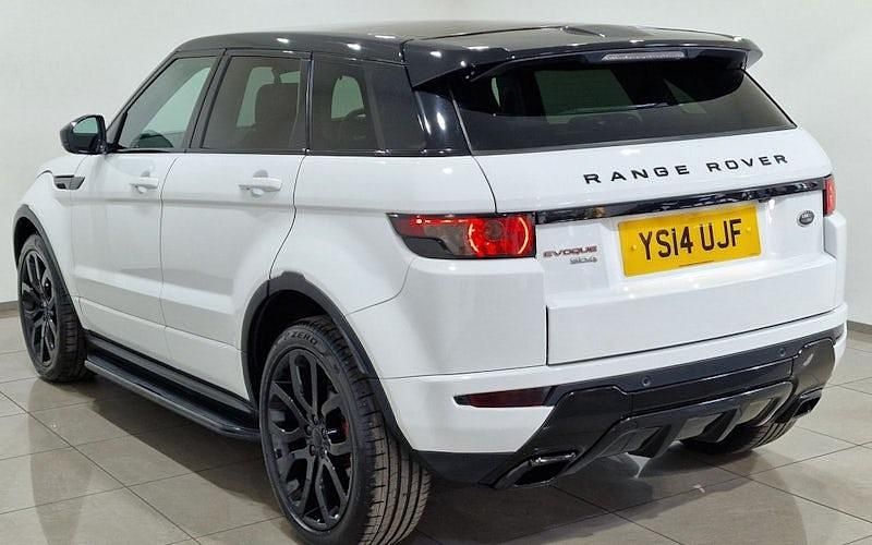 Used Land Rover Range Rover evoque Dynamic 190 HP (139 kW) 2015 Hatchback
