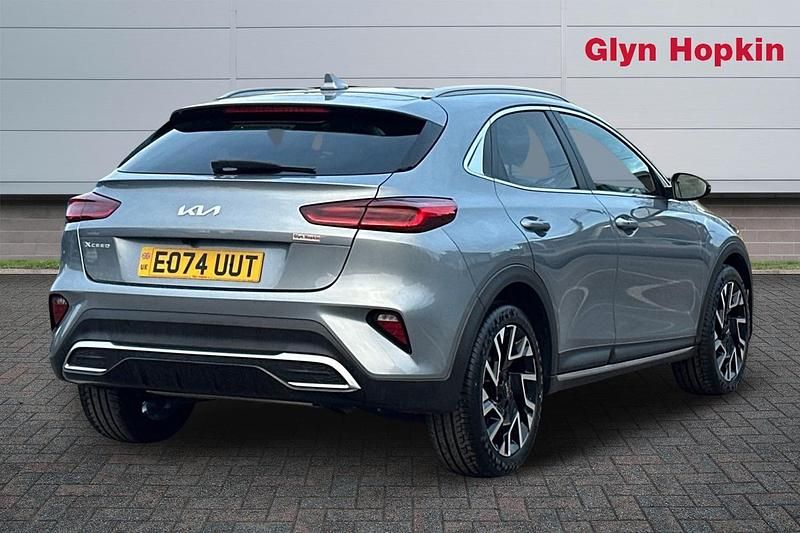 Used Kia XCeed 2024 Silver SUV