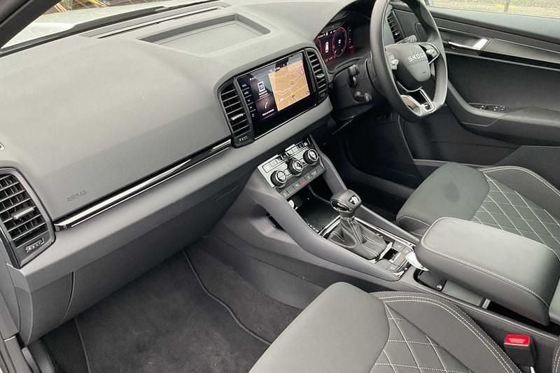 Used Skoda Karoq SportLine 150 HP (110 kW) 2025 Silver SUV