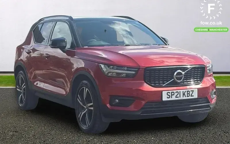 Used Volvo XC40 R-Design 163 HP (119 kW) 2021 SUV