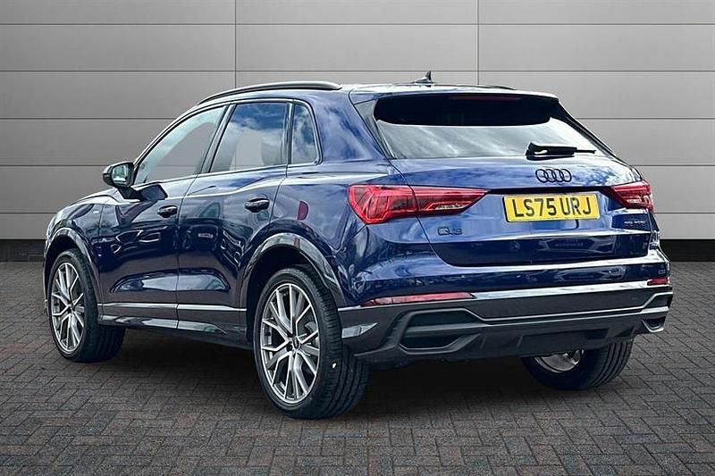 New Audi Q3 Black Edition 150 HP (110 kW) 2025 Blue SUV
