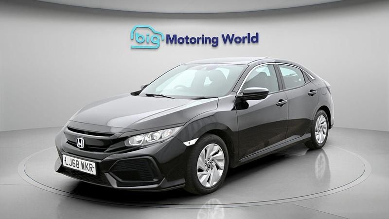 Used Honda Civic SE 125 HP (91 kW) 2018 Black Hatchback