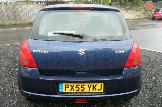 Używany Suzuki Swift 2005 Hatchback