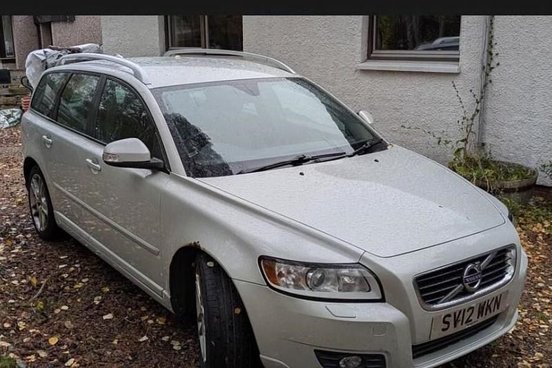 White Used 2012 Volvo V50 SE Estate | £2,940 - Image 1/1