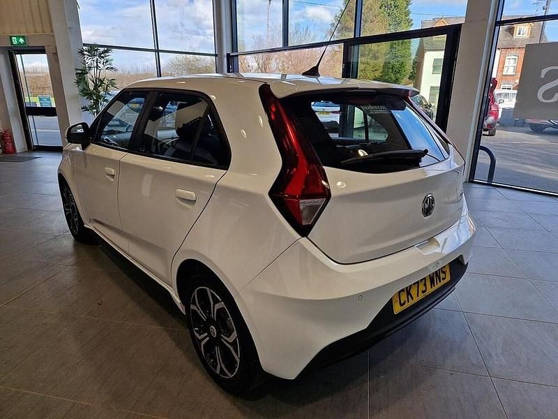 Used MG MG3 Exclusive 106 HP (77 kW) 2023 White Hatchback