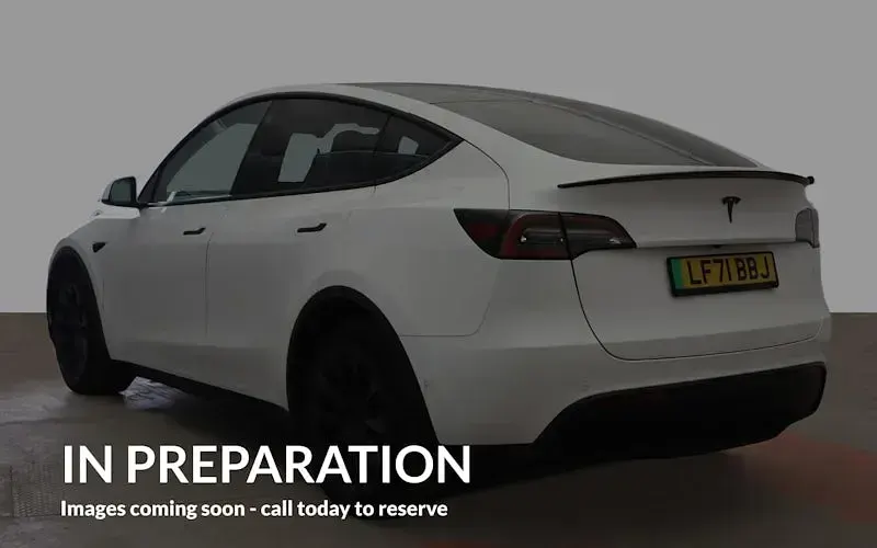 Used Tesla Model Y Long Range AWD 286 kW (389 HP) 2025 SUV