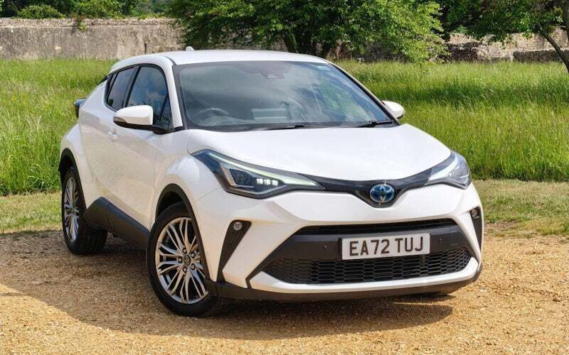 Used 2022 Toyota C-HR SUV | £22,100 (A bit pricey) - Image 1/4