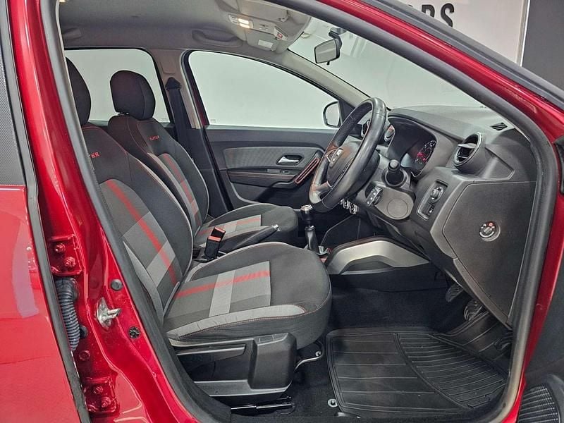 Used Dacia Duster 2019 Red Hatchback