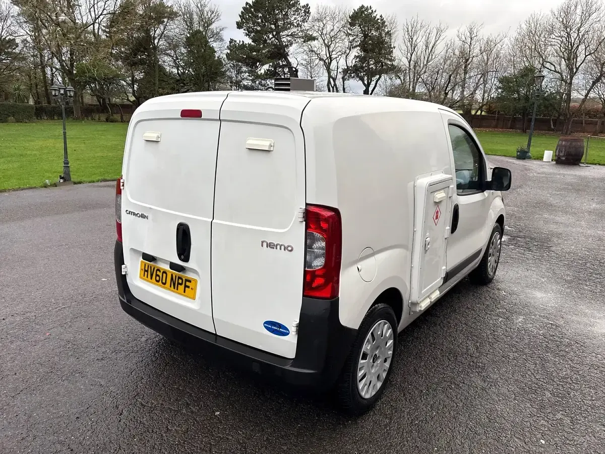 Used Citroën Nemo 70 HP (51 kW) 2010 White MPV