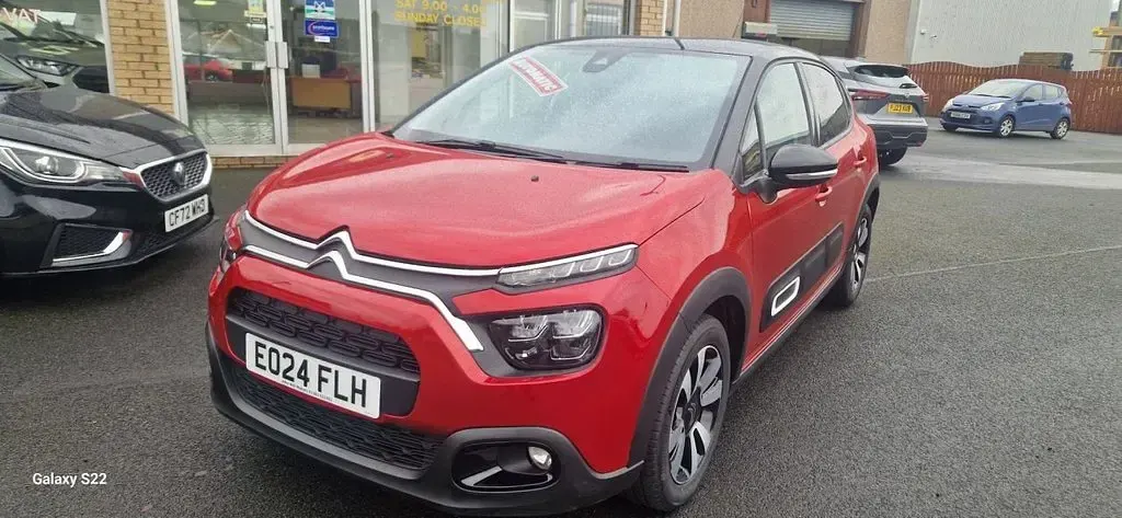 Used Citroën C3 PureTech 110 HP (80 kW) 2024 Red Hatchback