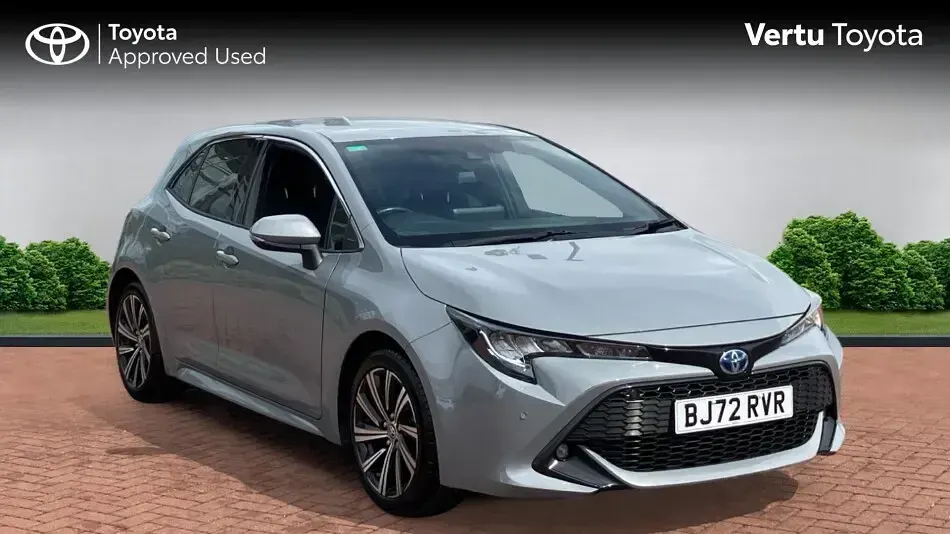 Used Toyota Corolla Design 122 HP (89 kW) 2022 Hatchback
