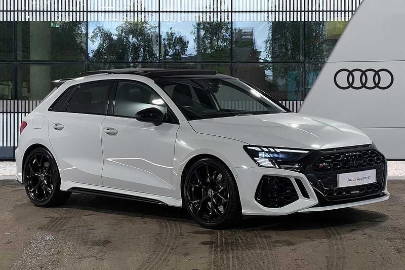 Used Audi RS3 Sportback Advanced 400 HP (294 kW) 2022 White Hatchback