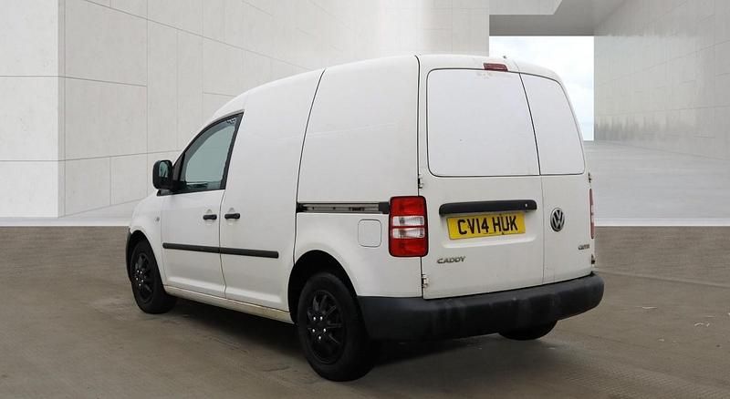 Begagnad VW Caddy Startline 75 HK (55 kW) 2014 Vit Minibuss