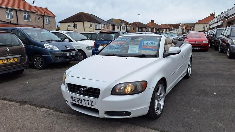 Used Volvo C70 134 HP (98 kW) 2010 White Cabriolet