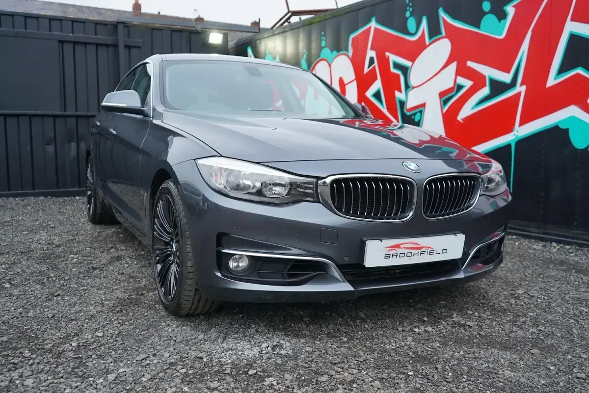 Used BMW 330 Luxury Line 2015 Grey Hatchback
