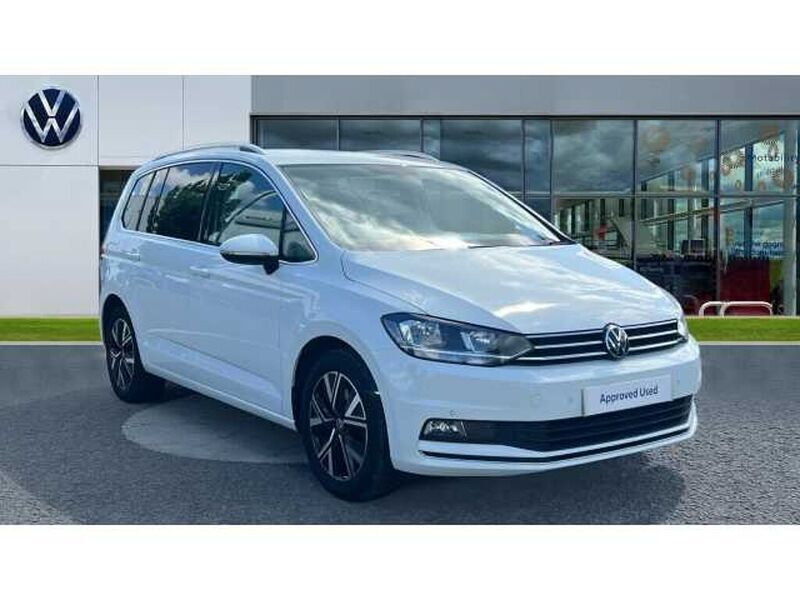 Pure white Used 2020 VW Touran SEL MPV | £18,795 (Fair price) - Image 1/4