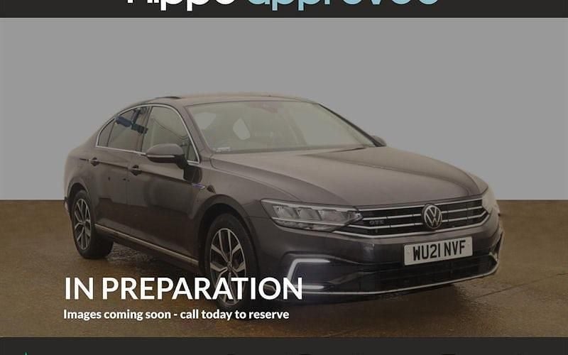 Used 2022 VW Passat GTE Sedan | £15,055 (Fair price) - Image 1/4