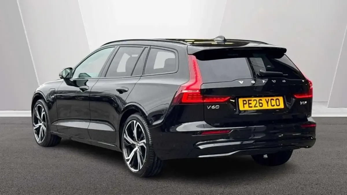 Used Volvo V60 Ultra 449 HP (330 kW) 2026 Black Estate