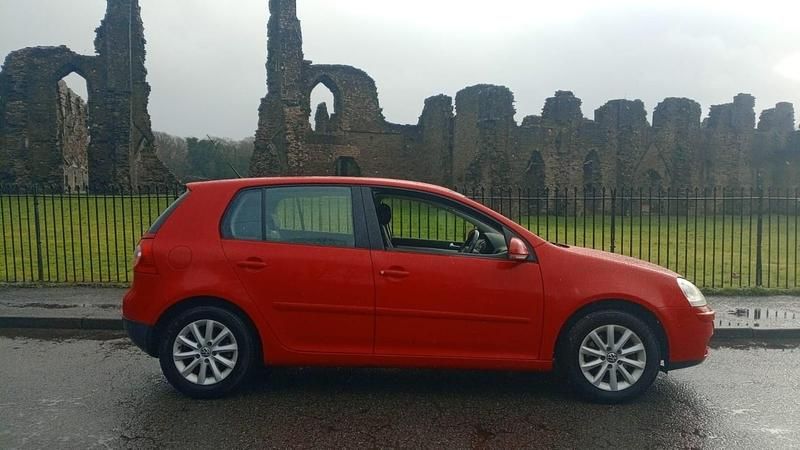 Used VW Golf VI Match 103 HP (75 kW) 2008 Red Hatchback