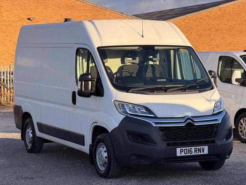 White Used 2016 Citroën Relay Van | £9,995 (Fair price) - Image 1/4