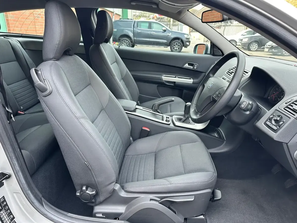 Used Volvo C30 SE 2009 Silver Hatchback