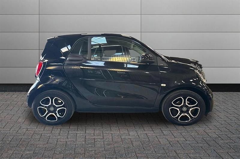 Used Smart ForTwo Coupé Premium 71 HP (52 kW) 2016 Black Coupe