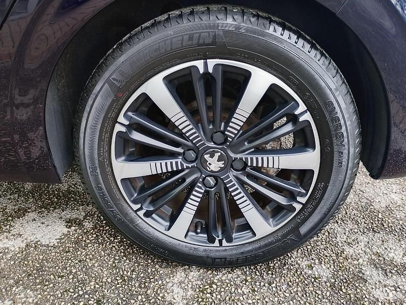 Used Peugeot 208 S 101 HP (74 kW) 2019 Blue Hatchback