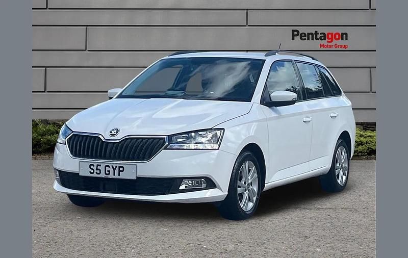 Usado Skoda Fabia SE 108 HP (79 kW) 2018 Branco Carrinha