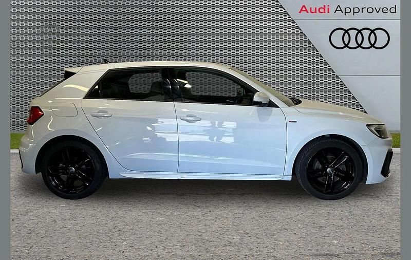Used Audi A1 S-Line 147 HP (108 kW) 2020 White SUV
