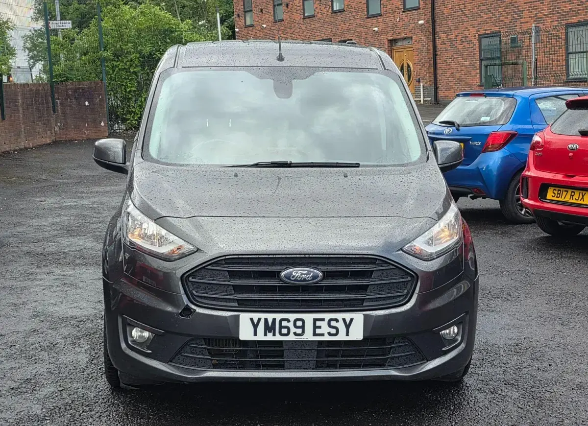 Used Ford Transit Connect Limited 120 HP (88 kW) 2019 Grey MPV