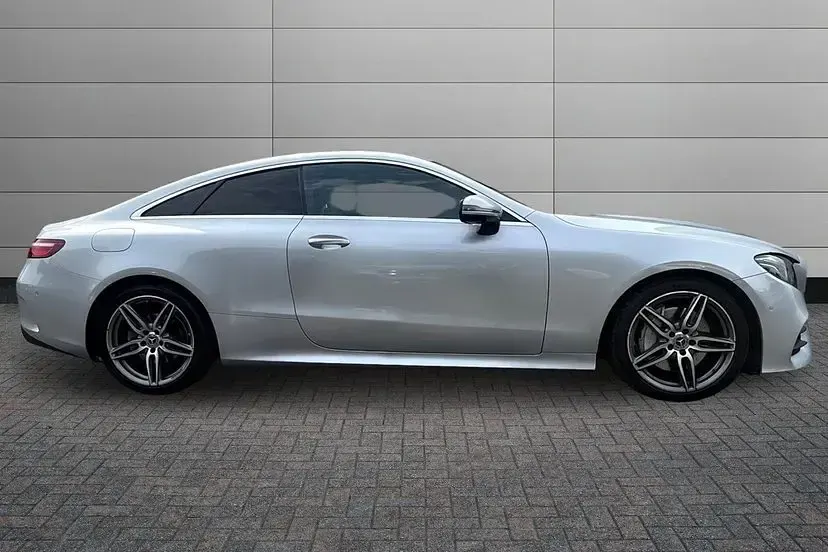 Used Mercedes E220 AMG Line Premium 191 HP (140 kW) 2020 Silver Coupe