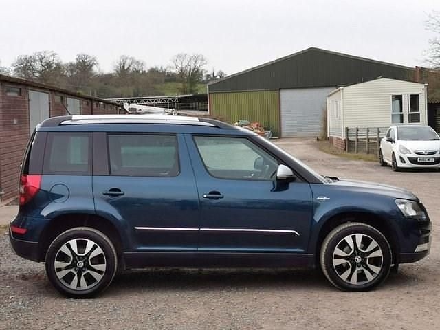 Used Skoda Yeti LAURIN & KLEMENT 140 HP (102 kW) 2014 SUV
